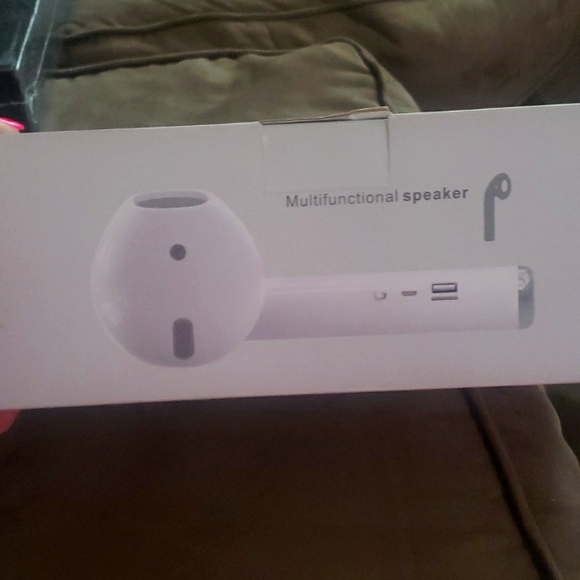 Bluetooth speaker - Picture 1 of 3